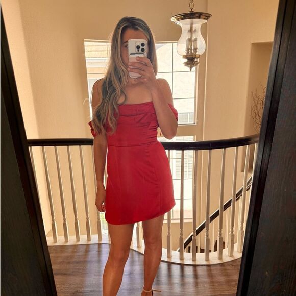 REFORMATION Lanelle Silk Dress In Cherry Sz 6 - Picture 2 of 5